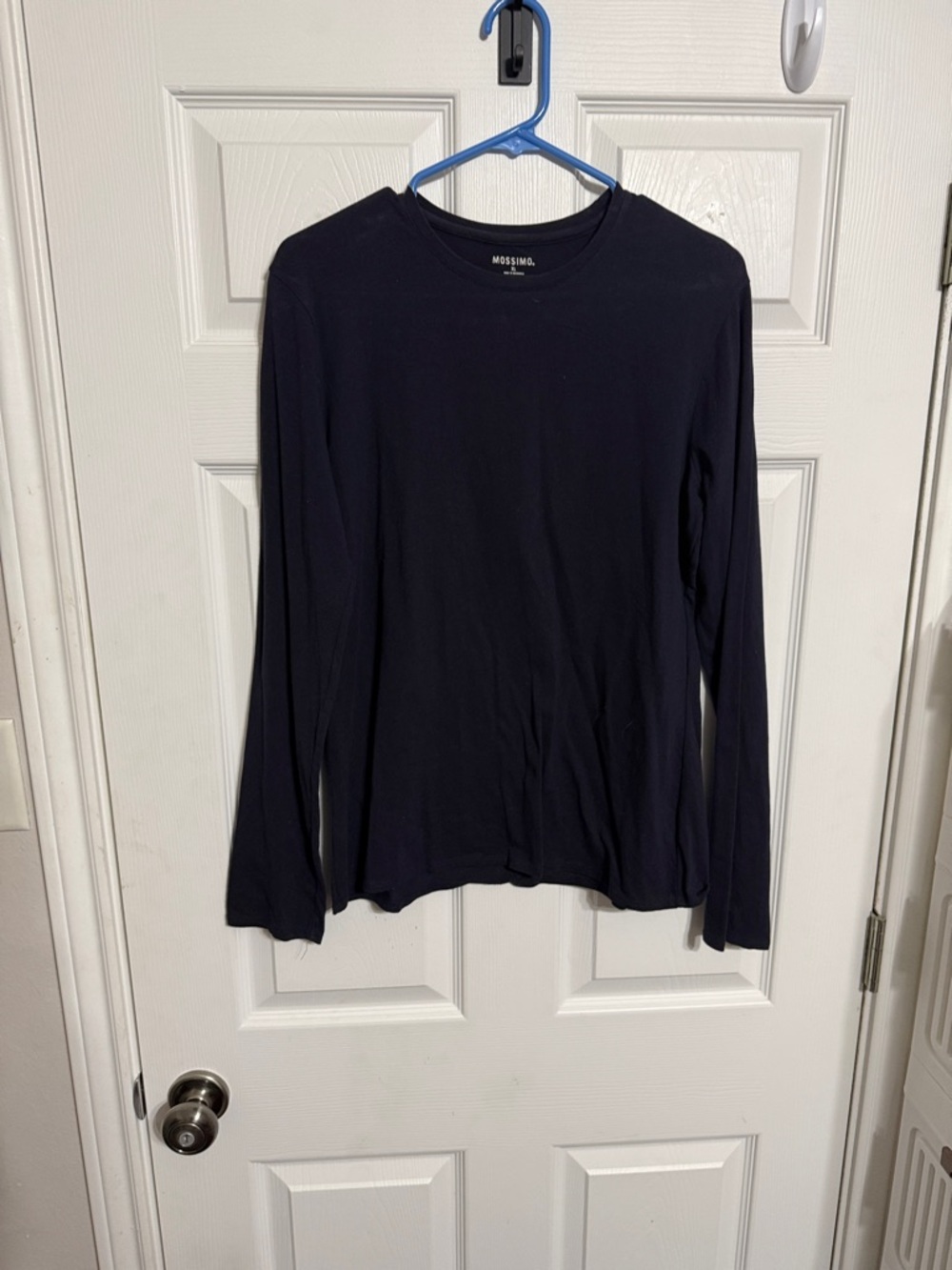 Mossimo Black Crewneck Long Sleeve Shirt